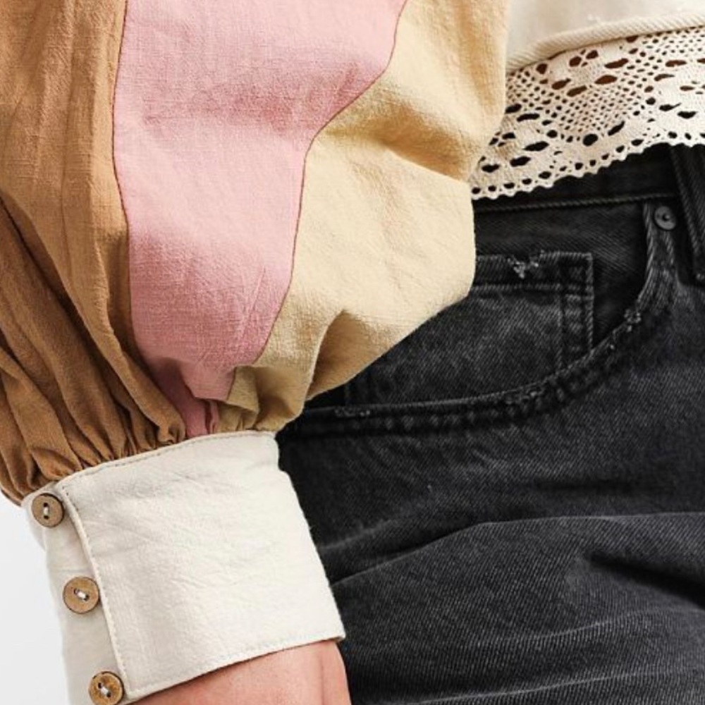 Boho top 🤍 - Picture 4 of 4